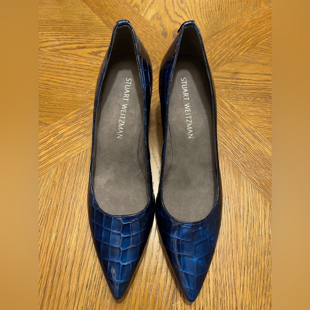 NWOT Stuart Weitzman heel pumps